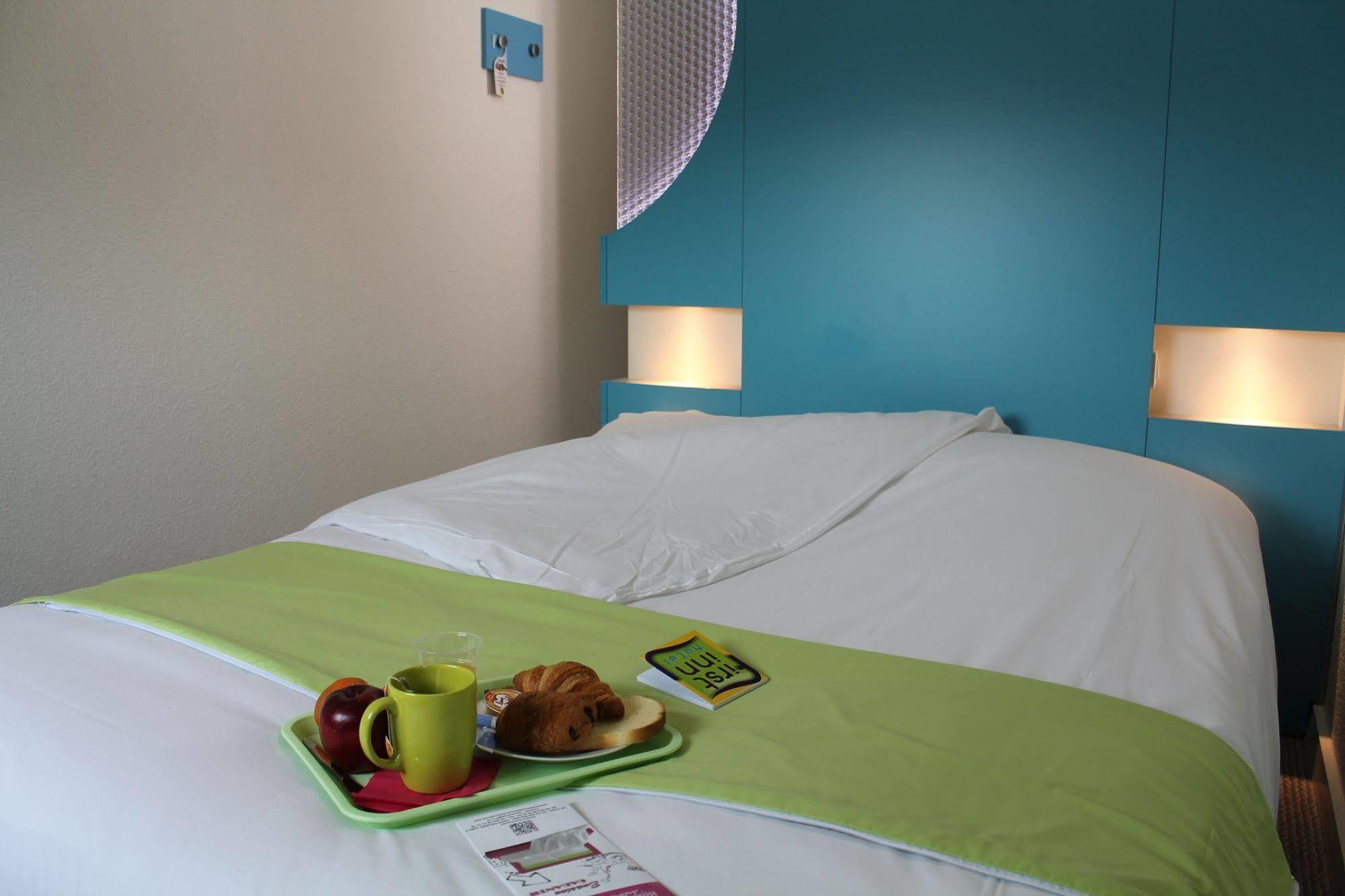 First Inn Hotel Paris Sud Лез-Юлис Экстерьер фото