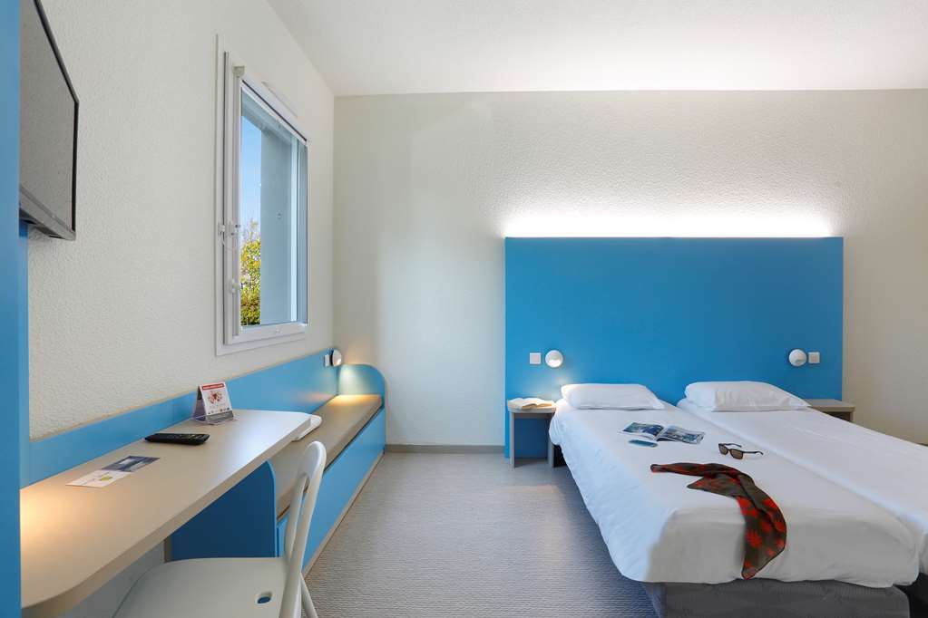 First Inn Hotel Paris Sud Лез-Юлис Номер фото
