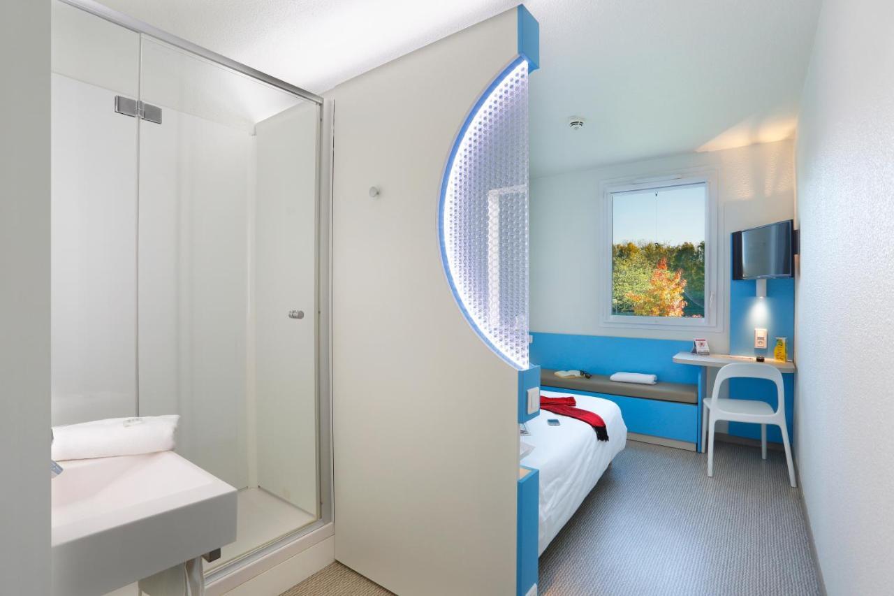 First Inn Hotel Paris Sud Лез-Юлис Экстерьер фото
